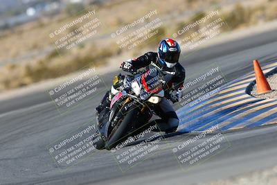 media/Jan-09-2022-SoCal Trackdays (Sun) [[2b1fec8404]]/Turn 11 (935am)/